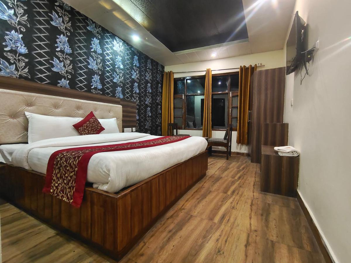 Mountain Zest-Simla Royale Near Mall Road-Free Pickup From Railway Station Simla Exterior foto