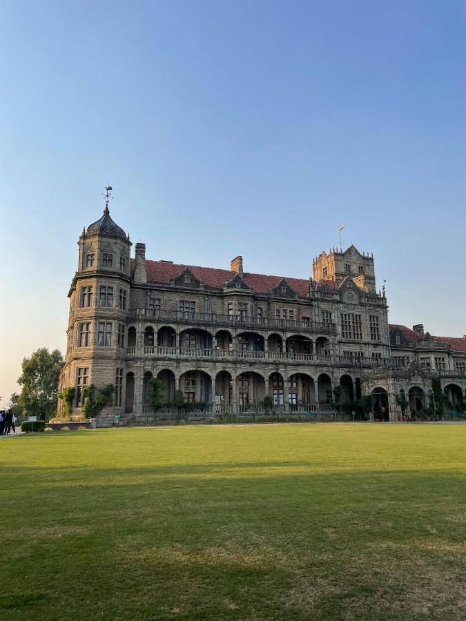 Mountain Zest-Simla Royale Near Mall Road-Free Pickup From Railway Station Simla Exterior foto