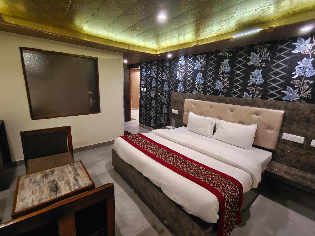 Mountain Zest-Simla Royale Near Mall Road-Free Pickup From Railway Station Simla Exterior foto