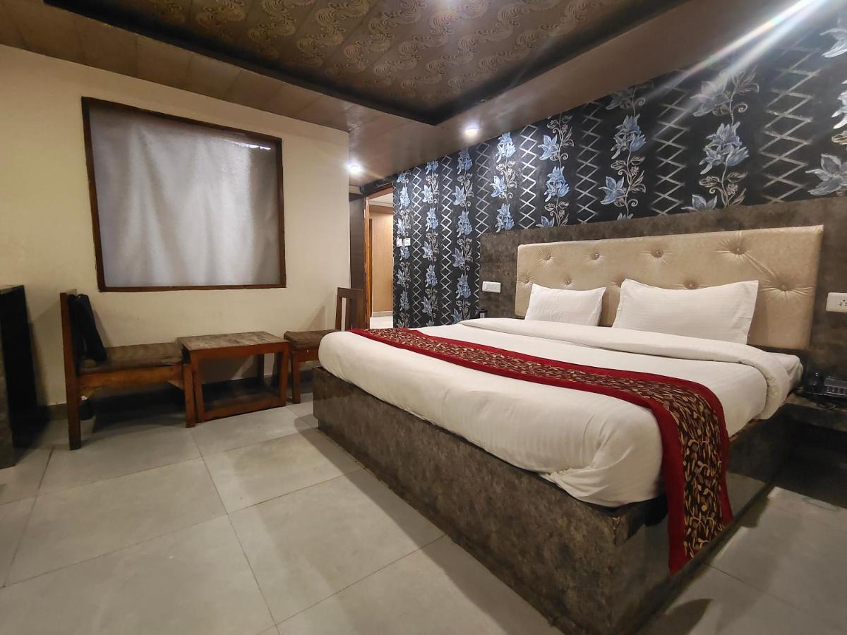 Mountain Zest-Simla Royale Near Mall Road-Free Pickup From Railway Station Simla Exterior foto